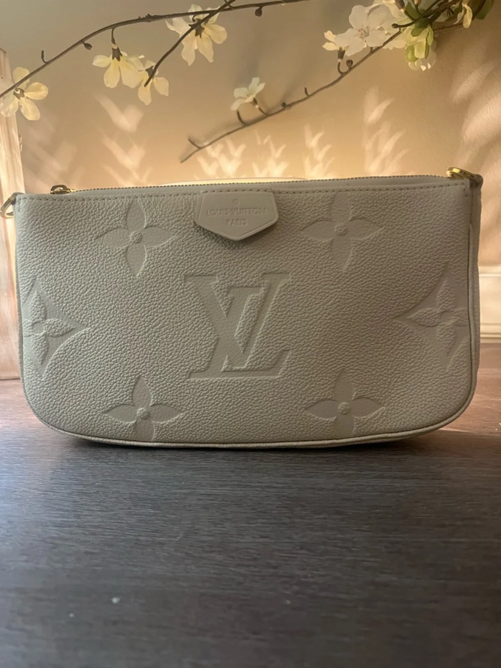 Louis Vuitton empreinte Giant Monogram Multi Pochette Large only - Picture 1 of 14